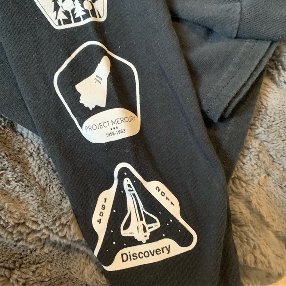 Urban Outfitters Apollo 11 Tee - Picture 10 of 11